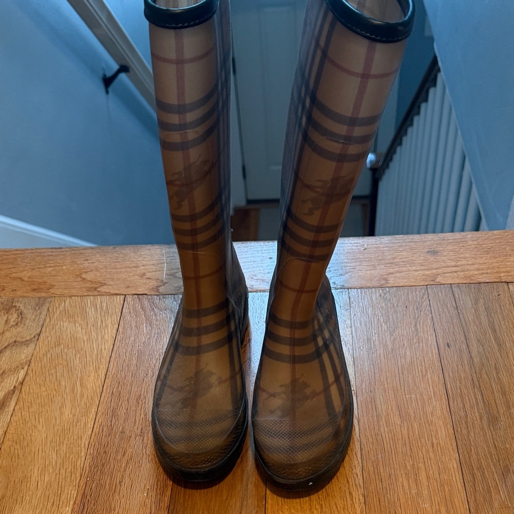 BURBERRY PLAID RAIN BOOTS